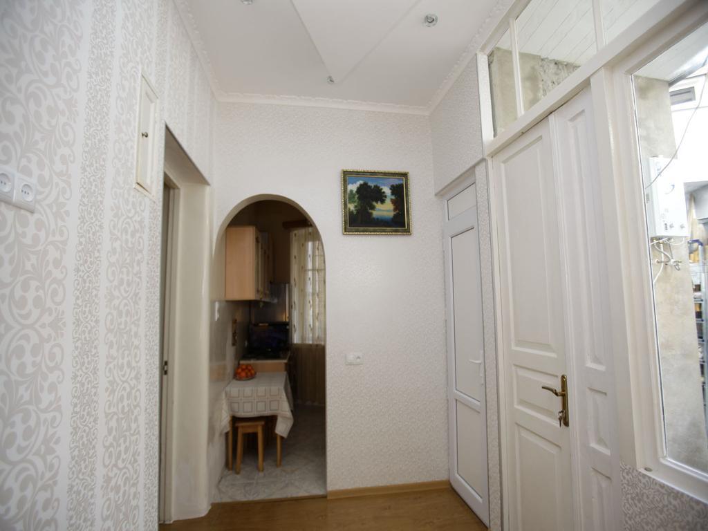 Leila Hotel Tbiliszi Szoba fotó