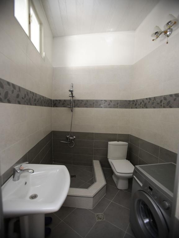 Leila Hotel Tbiliszi Szoba fotó