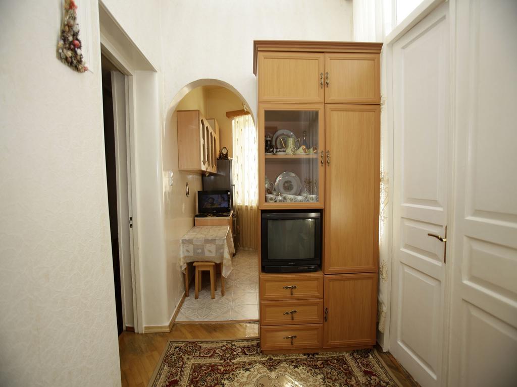 Leila Hotel Tbiliszi Szoba fotó